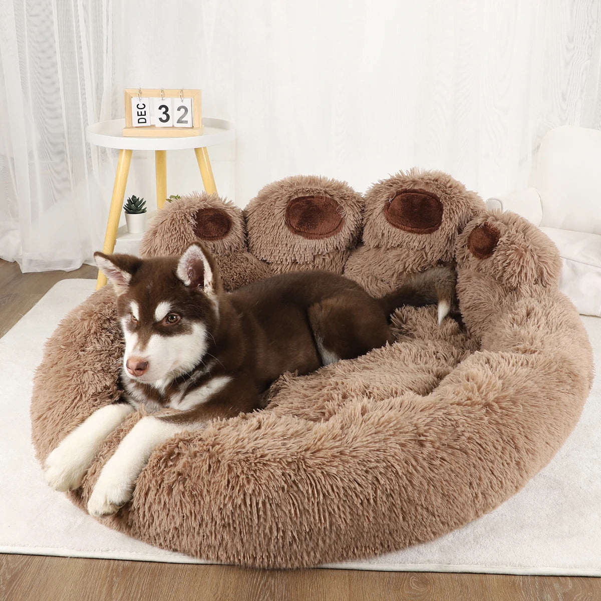 Hundeseng i myk plysj – koselig hundepute
