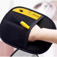 Load image into Gallery viewer, Hundeseng pelsfjerner-hanske – myk grooming for seng & sofa
